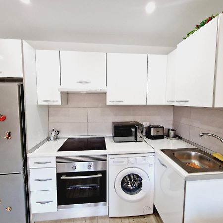 Luxury San Marino Apartment & Pool View لوس كريستيانوس المظهر الخارجي الصورة