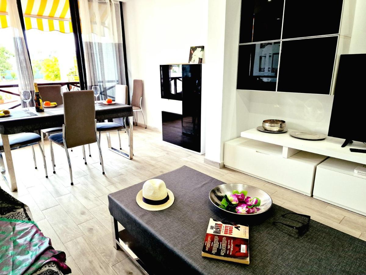 Luxury San Marino Apartment & Pool View لوس كريستيانوس المظهر الخارجي الصورة